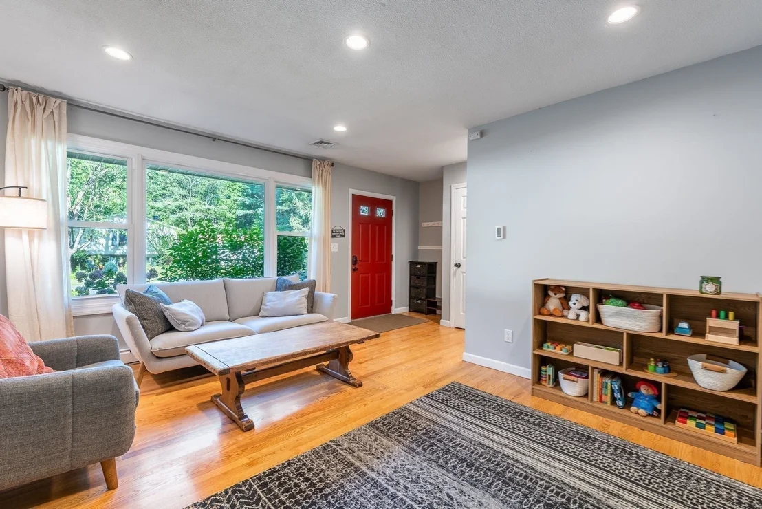 Photo of 69 Grantwood Dr