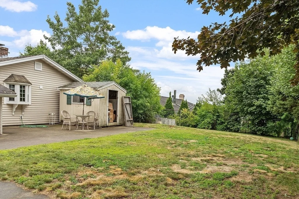 Photo of 115 Richard Rd