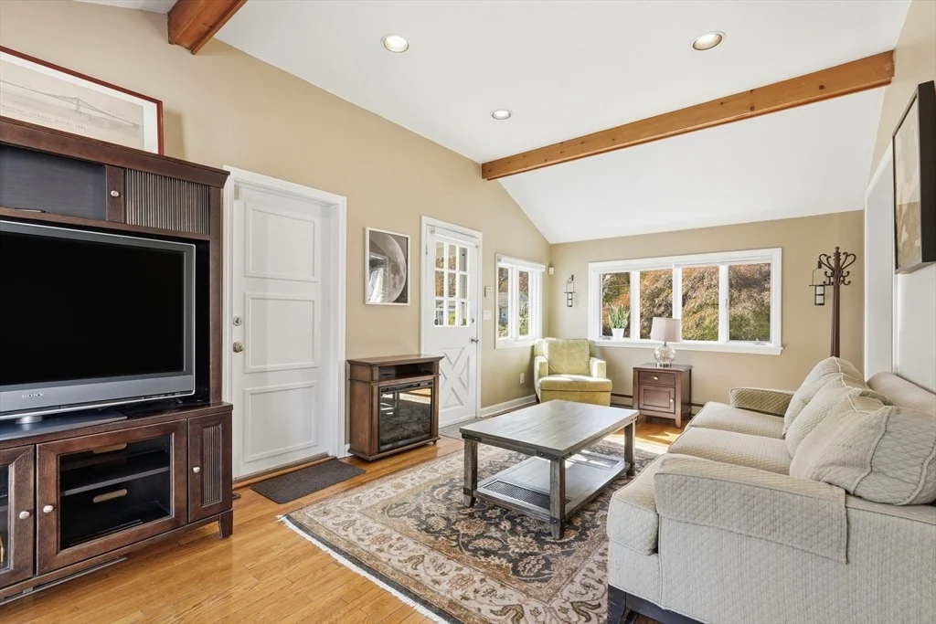 Photo of 50 Overlook Dr