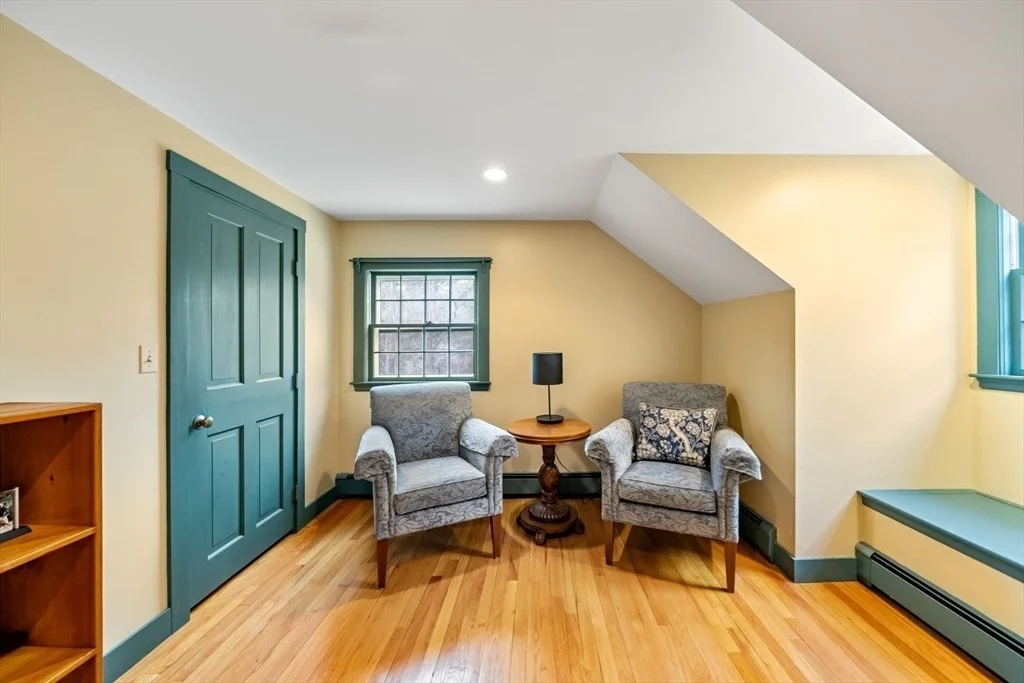 Photo of 74 Chestnut St