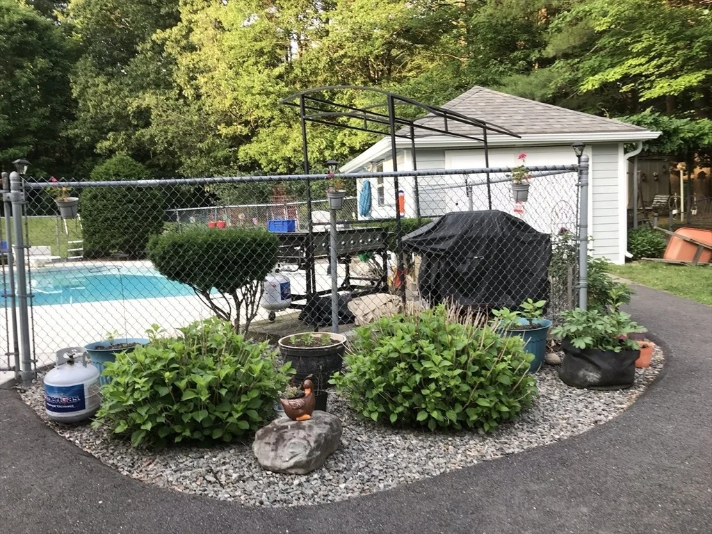 Photo of 3 Joyce Dr