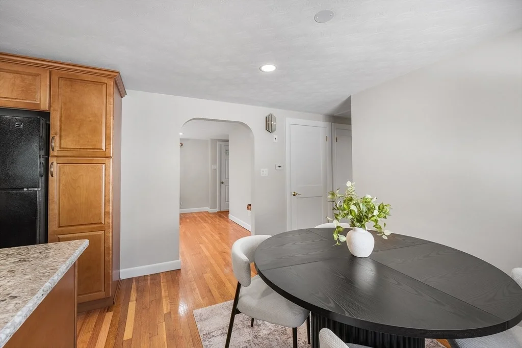 Photo of 7 Puritan Rd