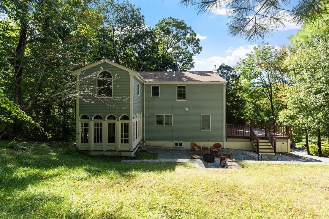 Photo of 58 Gates Ln