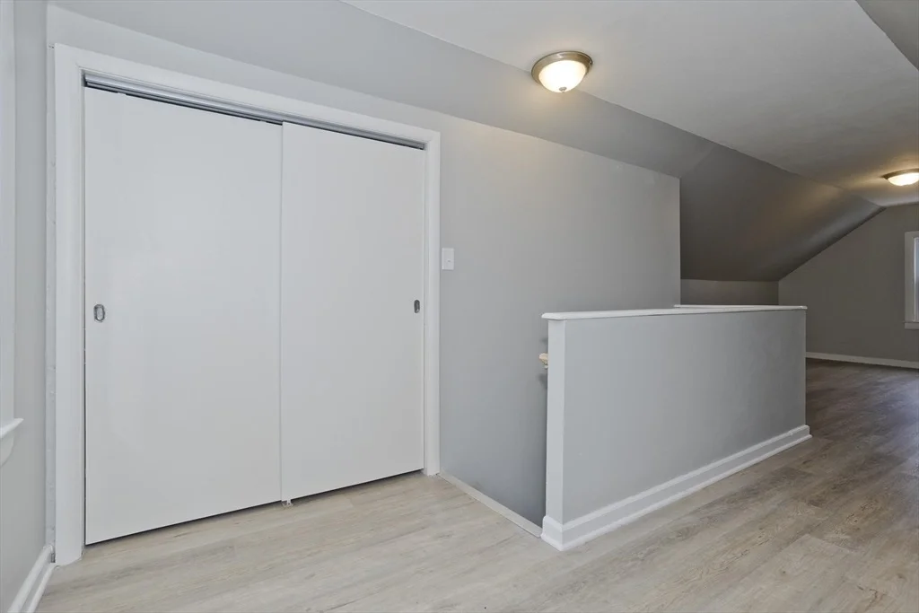 Photo of 61 Saint Jacques Ave