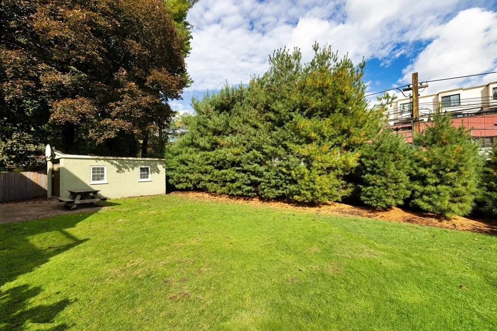 Photo of 323 Clark Rd
