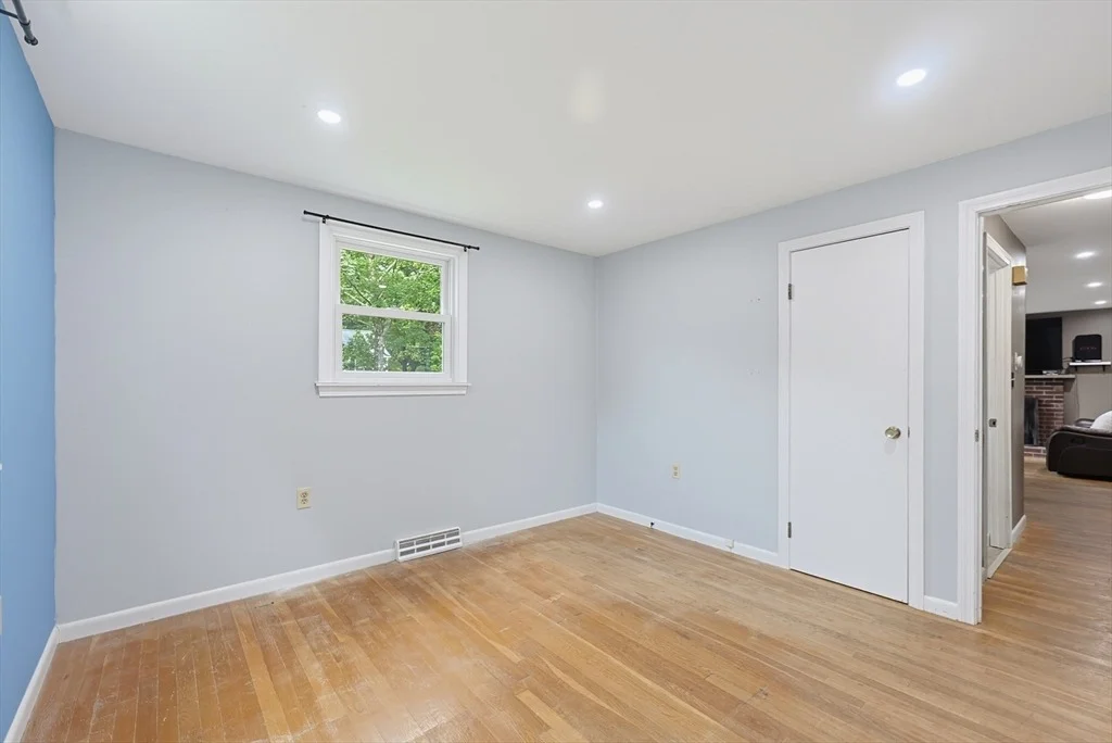 Photo of 304 Primrose Hill Rd