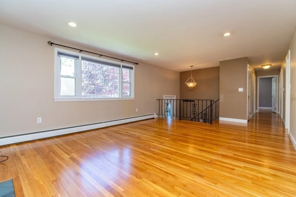 Photo of 4 Clearview Dr