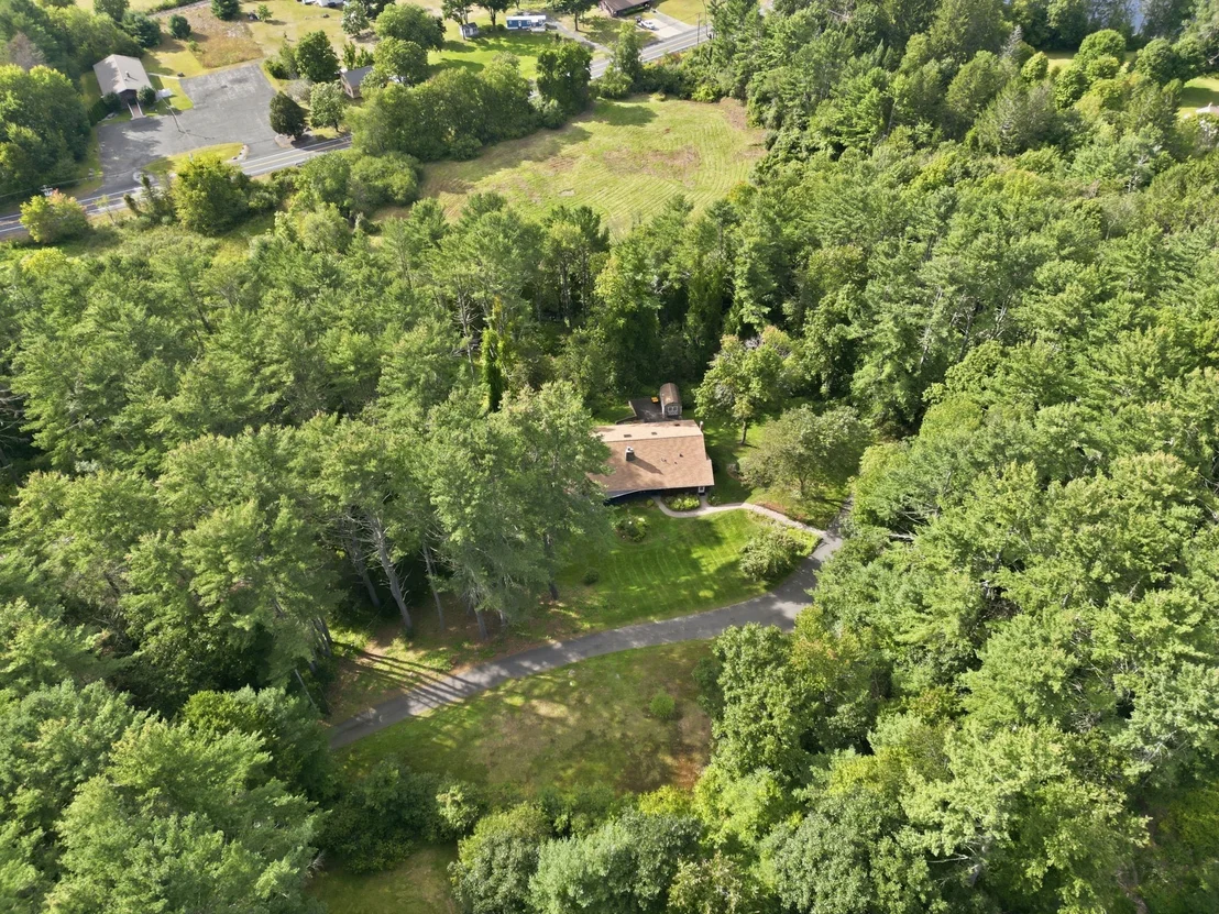Photo of 6 Ragged Hill Rd
