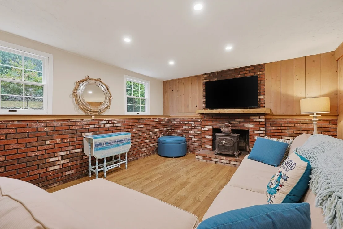Photo of 80 Chestnut St.