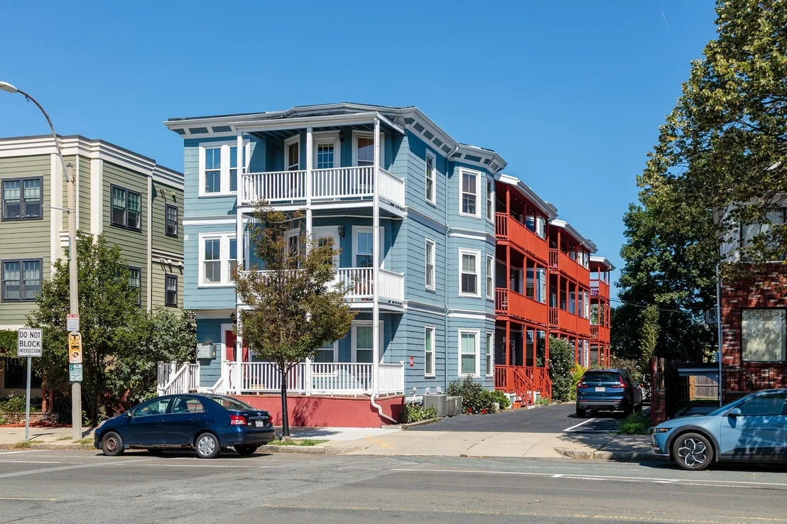 Photo of Unit 2 at 561A Broadway