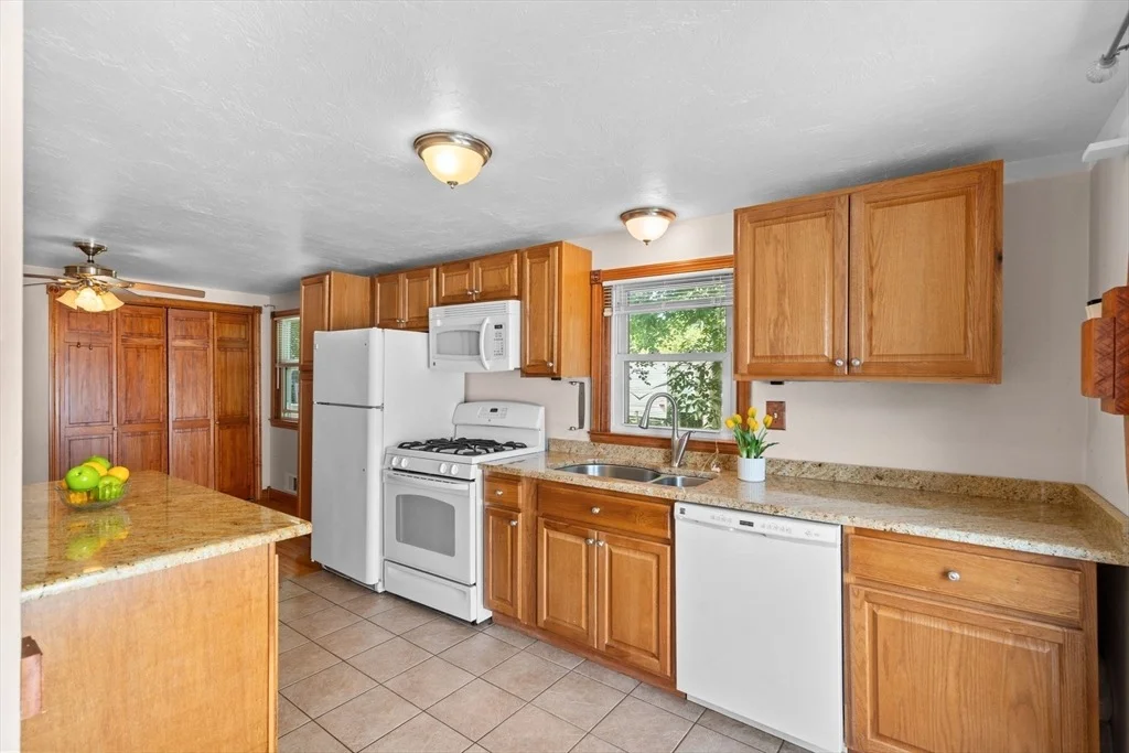 Photo of 14 Grant St Ext