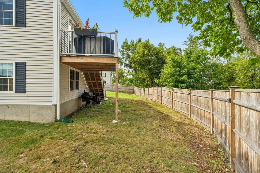 Photo of 8 Skyview Ln