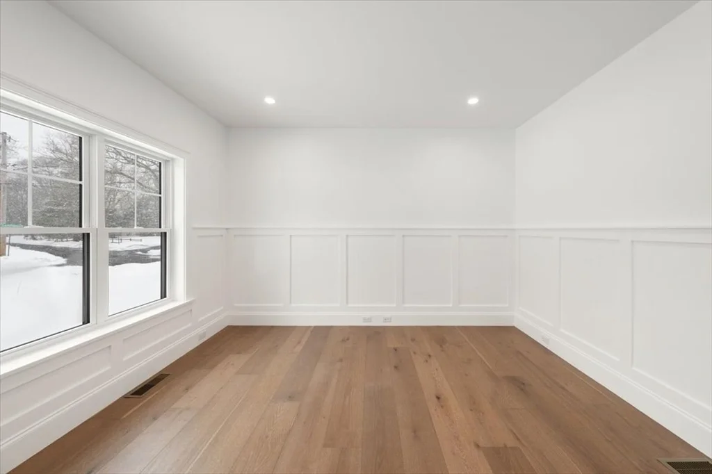 Photo of 37 Longfellow Rd