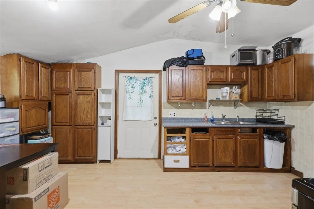 Photo of 101 Whitins Rd