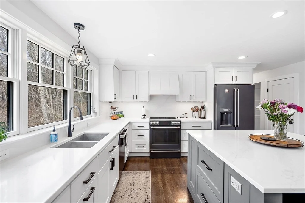 Photo of 103 Peabody Dr