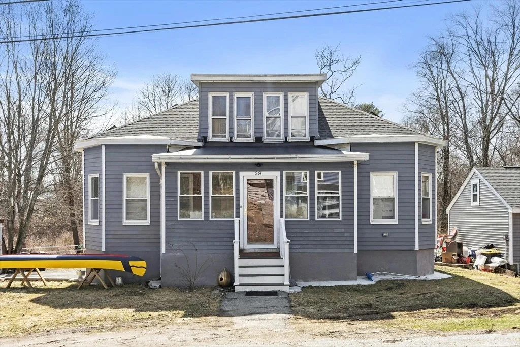 Photo of 38 Burdette Rd
