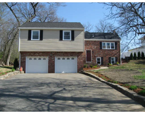 Photo of 3 Burns Ave