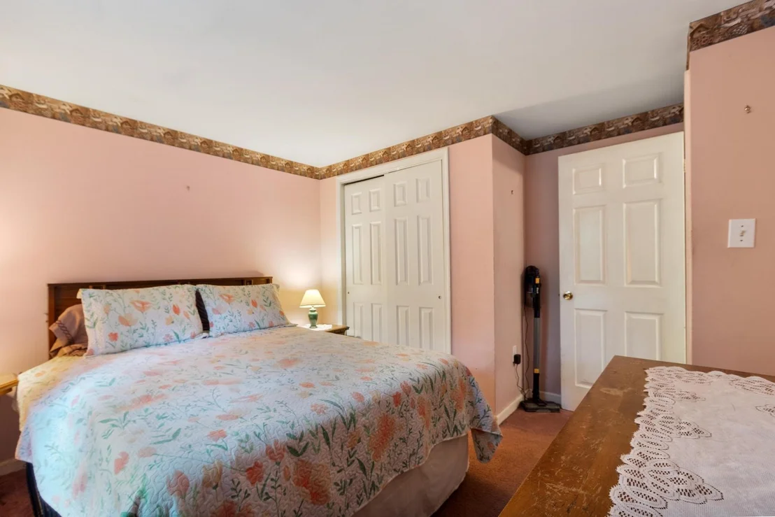 Photo of 64 Mystery Ln