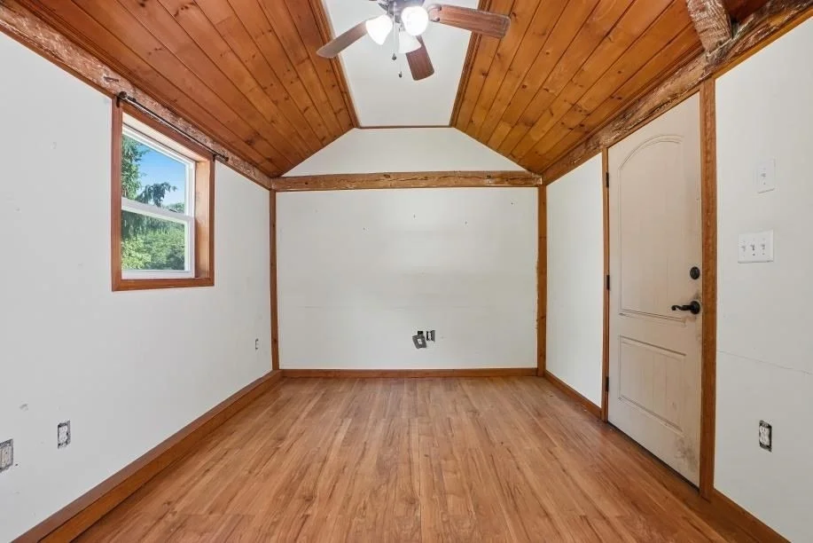 Photo of 5 Pleasant St