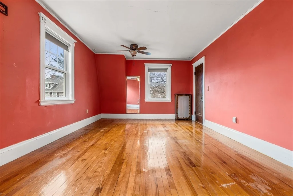 Photo of 184 Aspen Rd