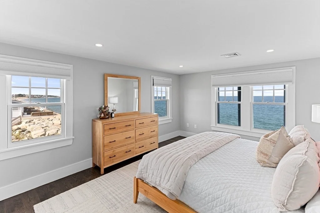 Photo of 65 Surfside Rd