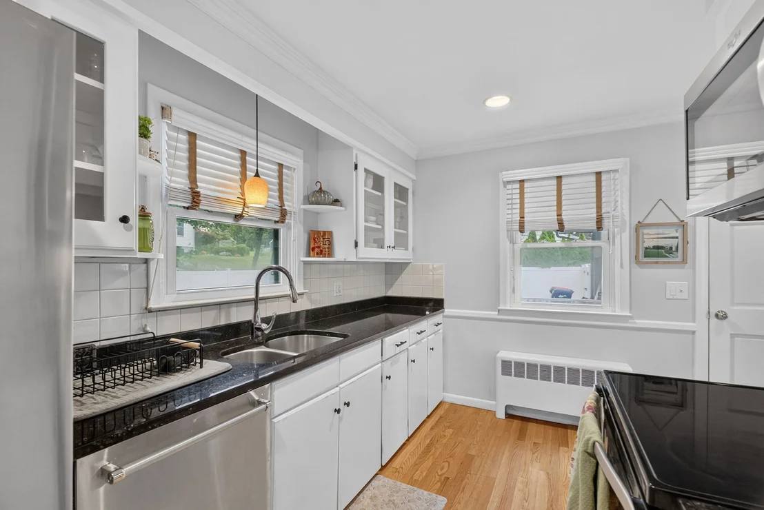Photo of 51 Cherry Hill Dr
