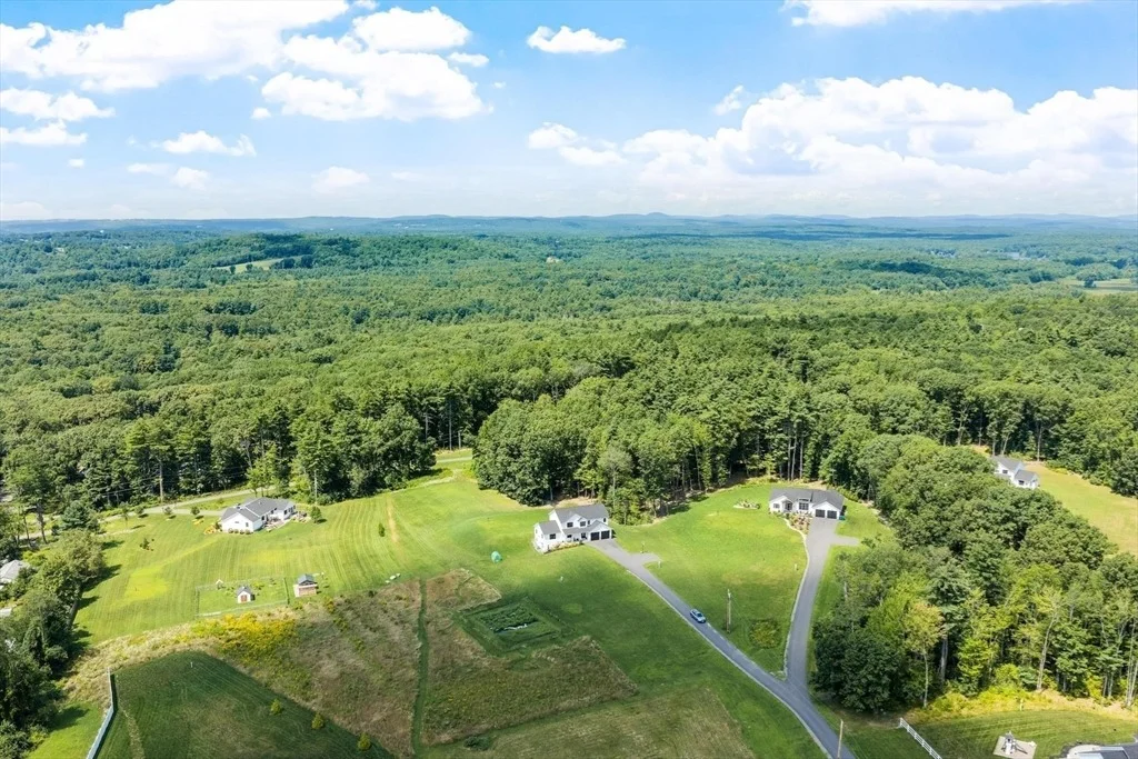 Photo of 370 Flat Hill Rd