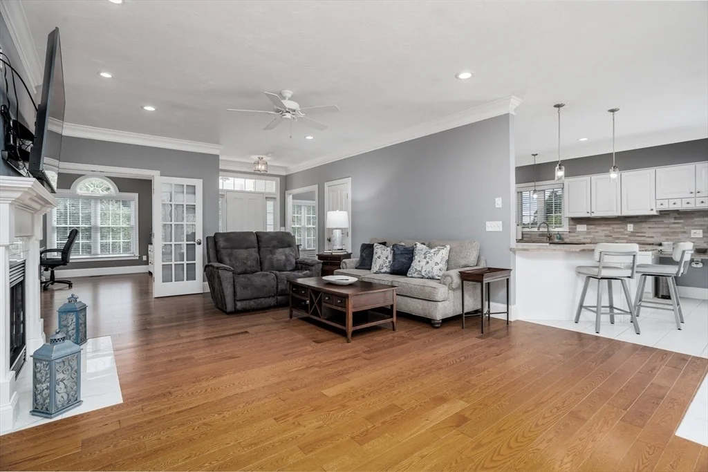 Photo of 150 Nicholas Dr