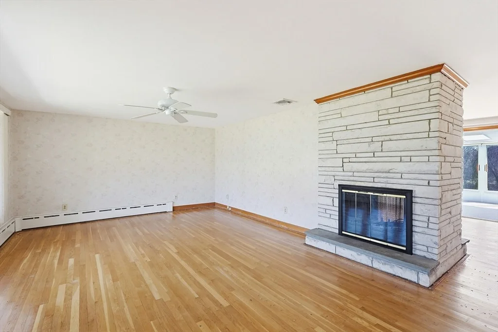 Photo of 10 Brayton Rd