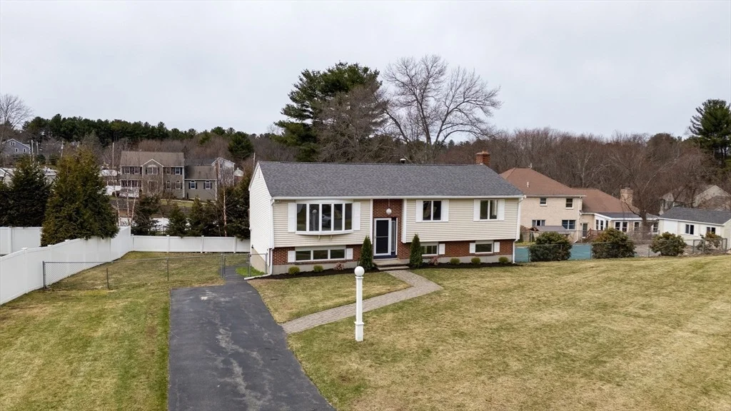 Photo of 1 Maureen Dr