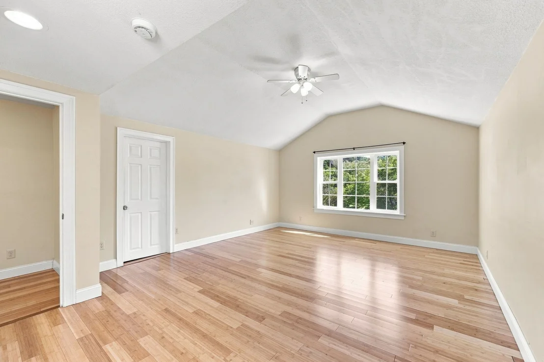 Photo of 8 Caddyshack Dr