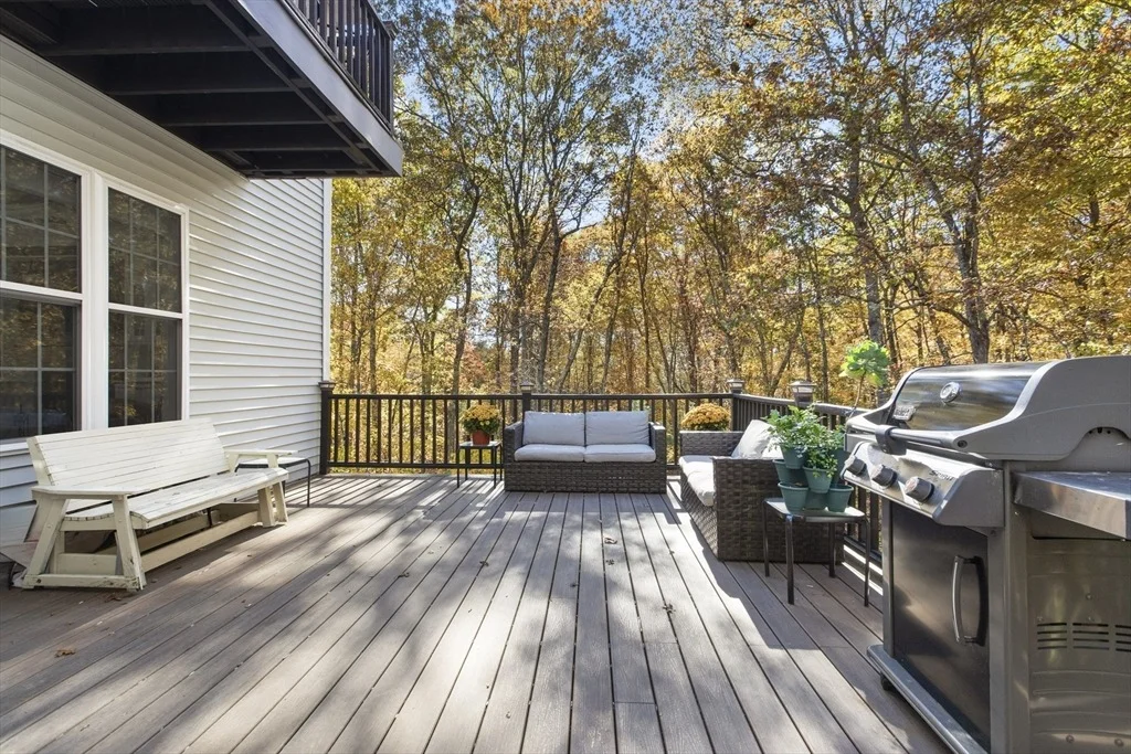 Photo of 16 Hilltop Dr