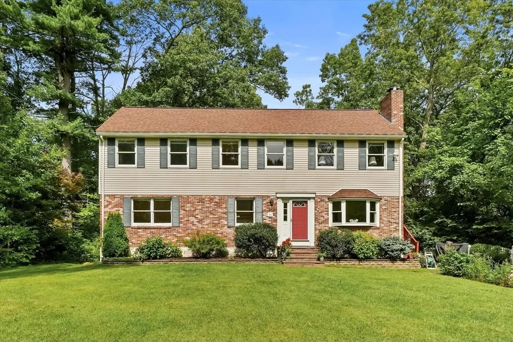 Photo of 50 Middle Rd
