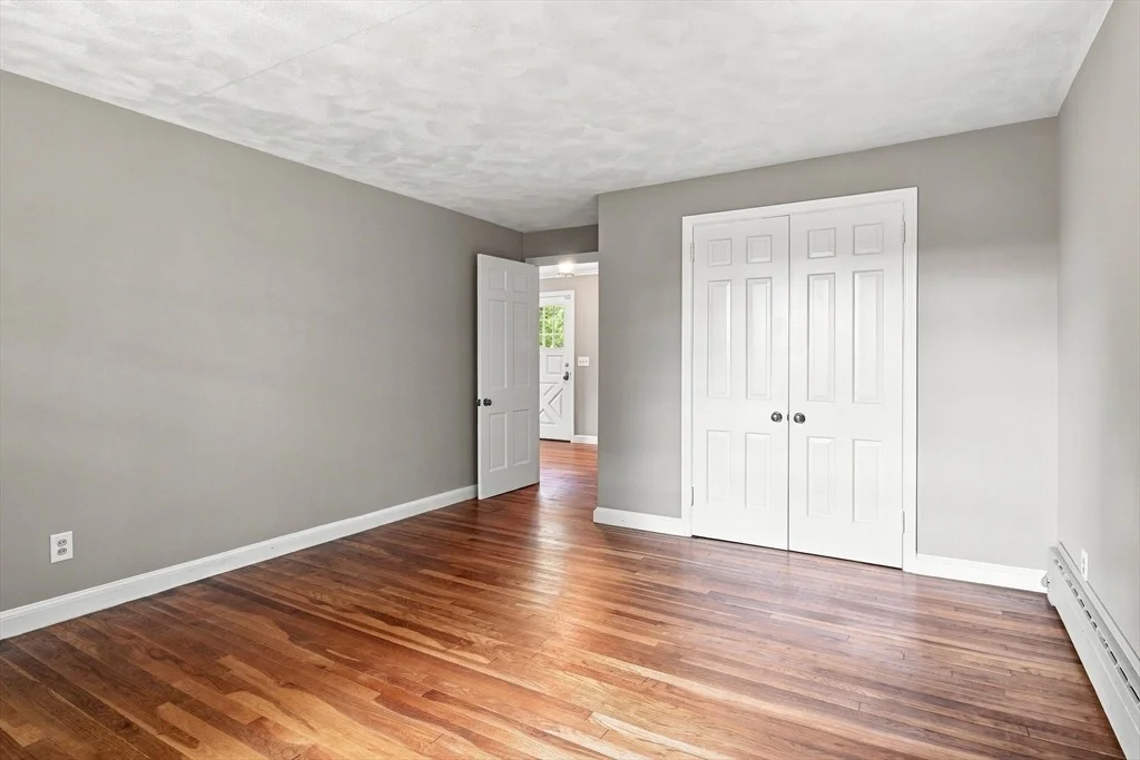 Photo of 92 Oak Hollow Rd