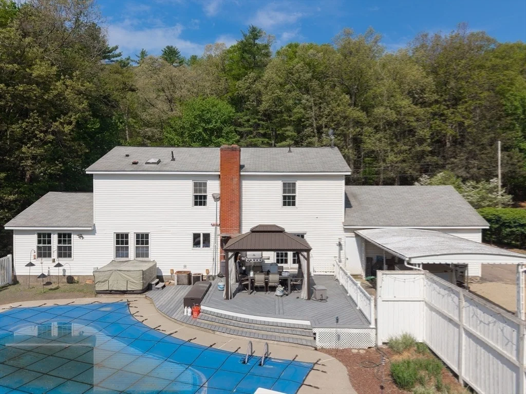 Photo of 45 River Rd
