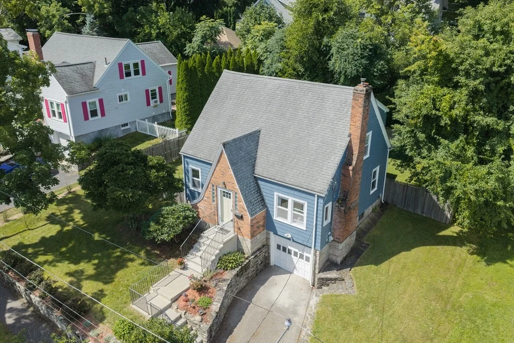 Photo of 4 Maxdale Rd