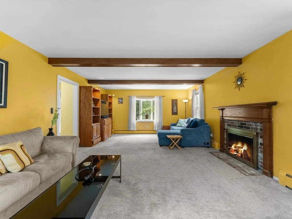 Photo of 1 Longmeadow Road