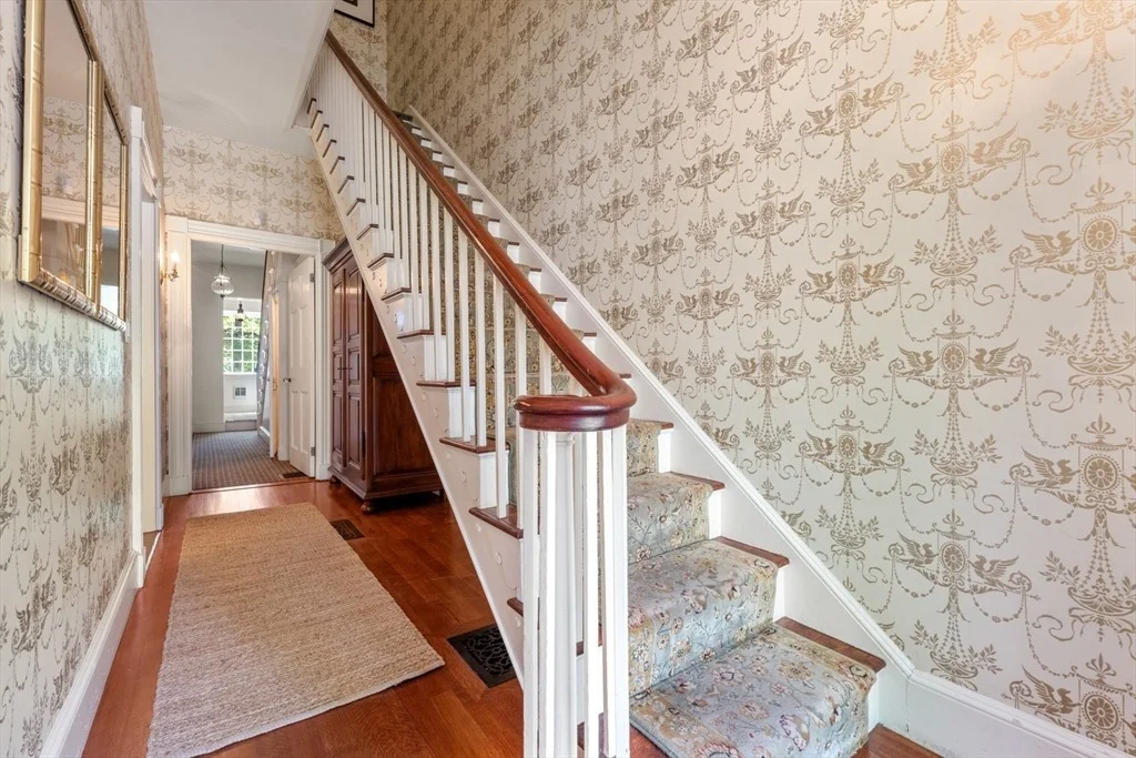 Photo of 33 Chestnut St