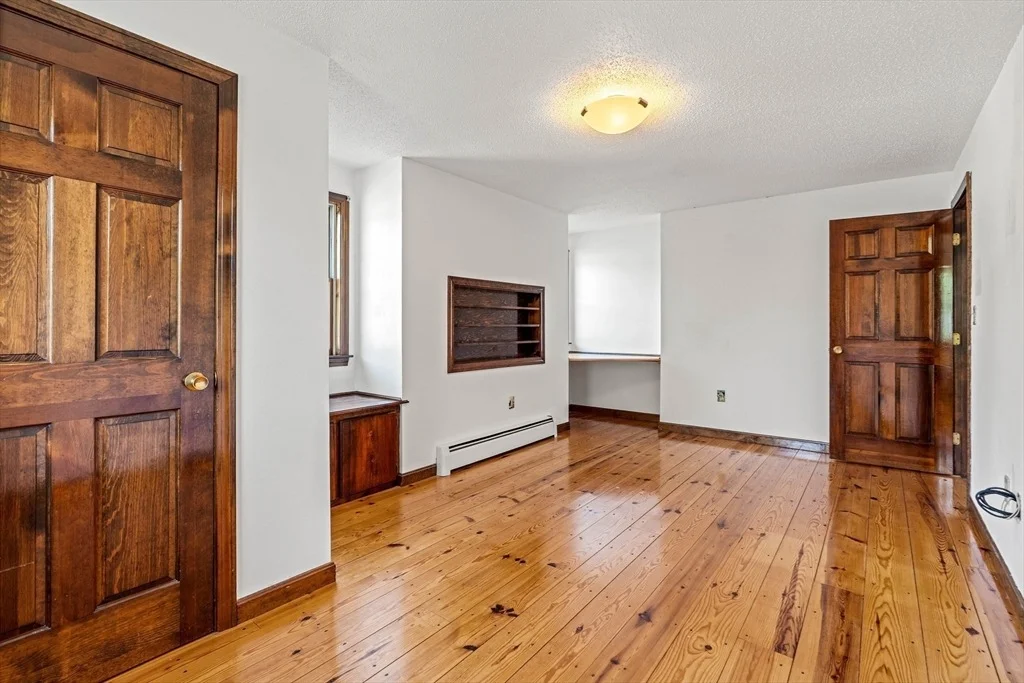Photo of 89 W Meadow Rd