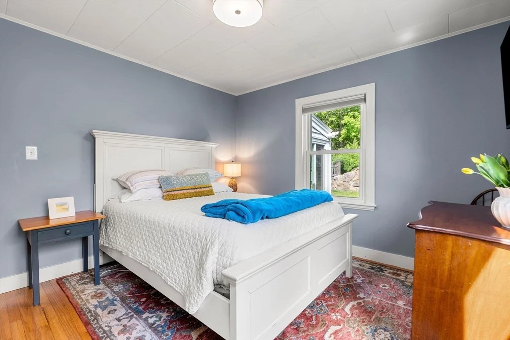 Photo of 387 Western Avenue