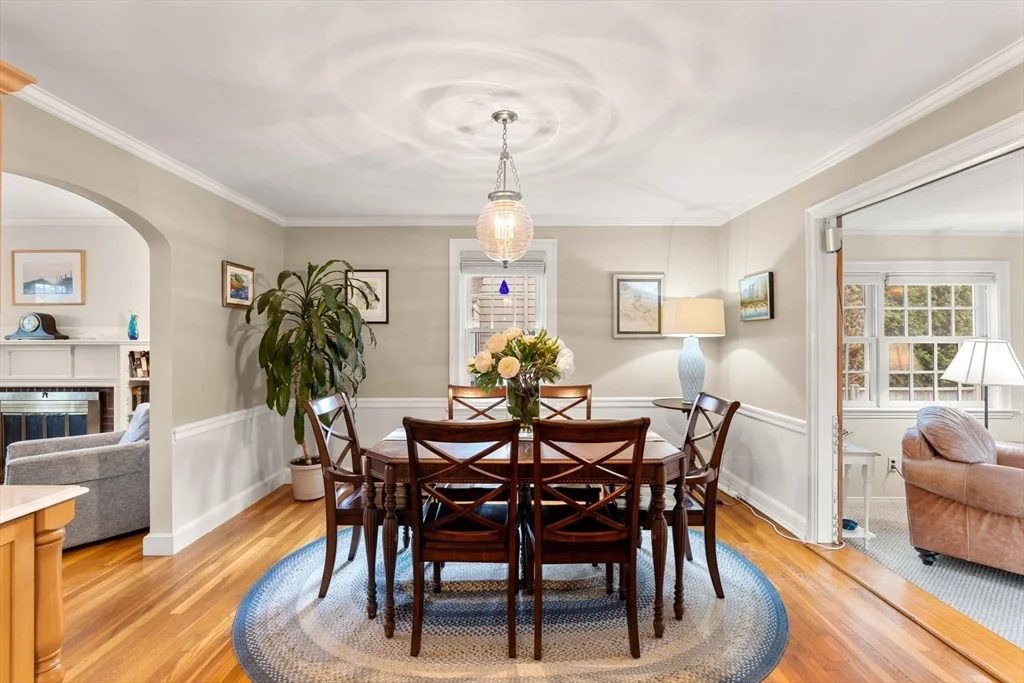 Photo of 23 Sevinor Rd