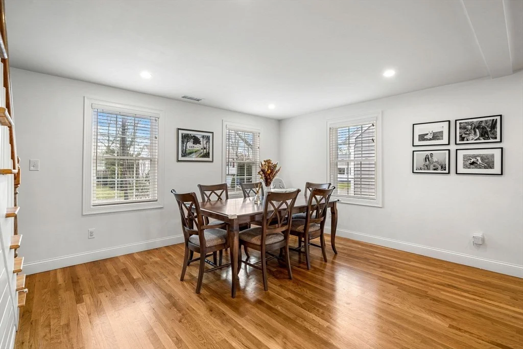 Photo of 49 Grove Cir