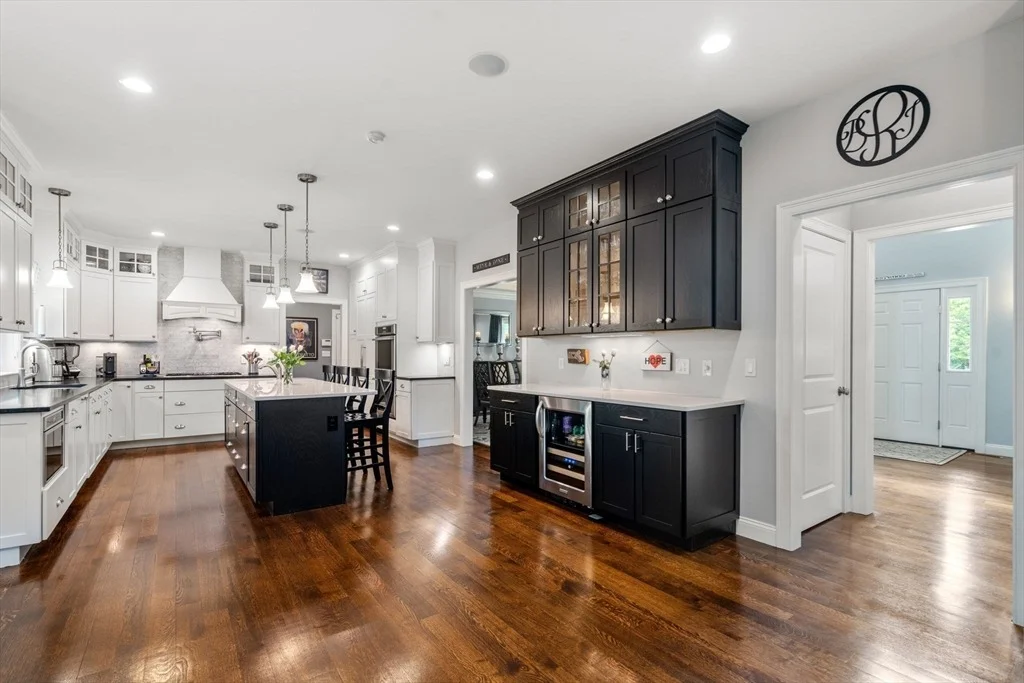 Photo of 53 Thompson Ave