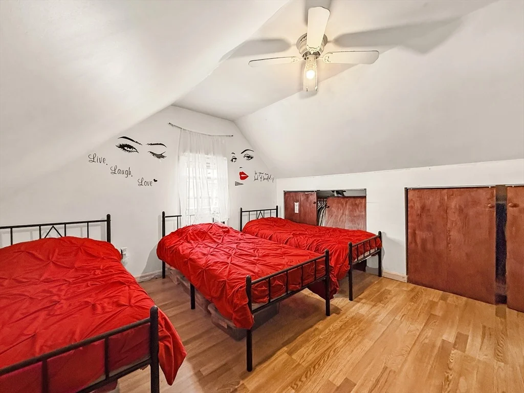 Photo of 76 Baldwin Ave
