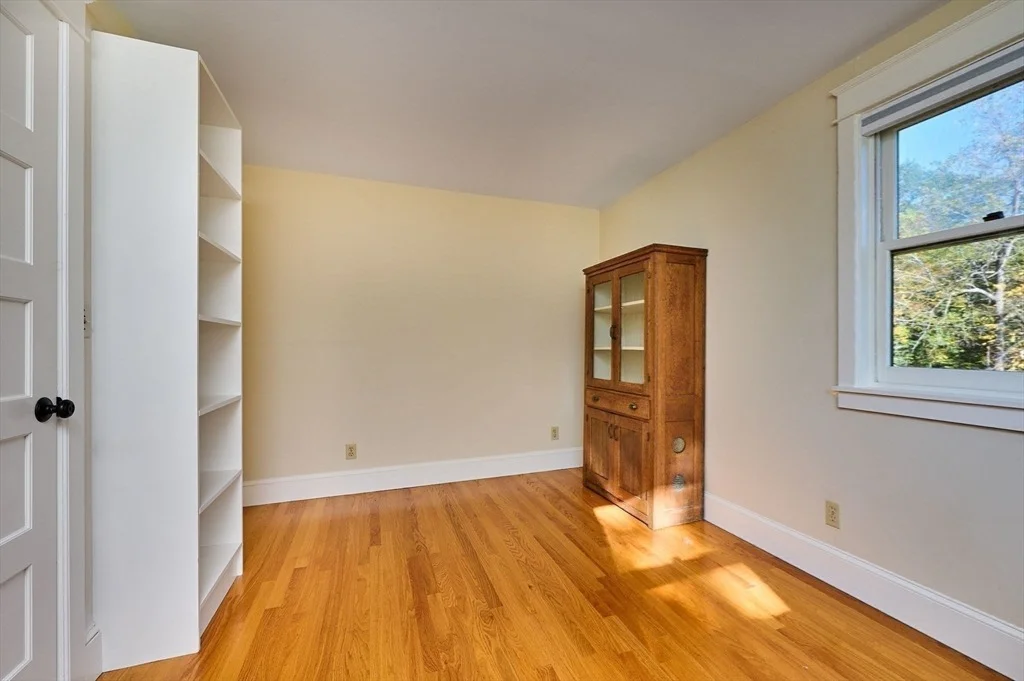 Photo of 362 Kennedy Road