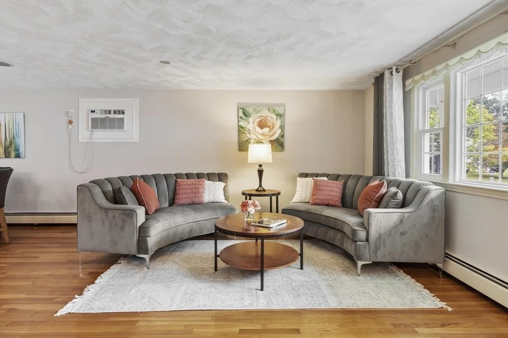 Photo of 14 Olde Berry Road