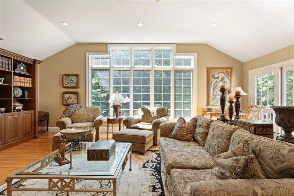 Photo of 234 Hampton Rd