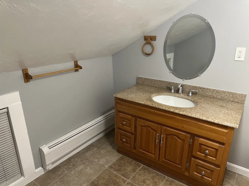 Photo of Unit A at 17 Main