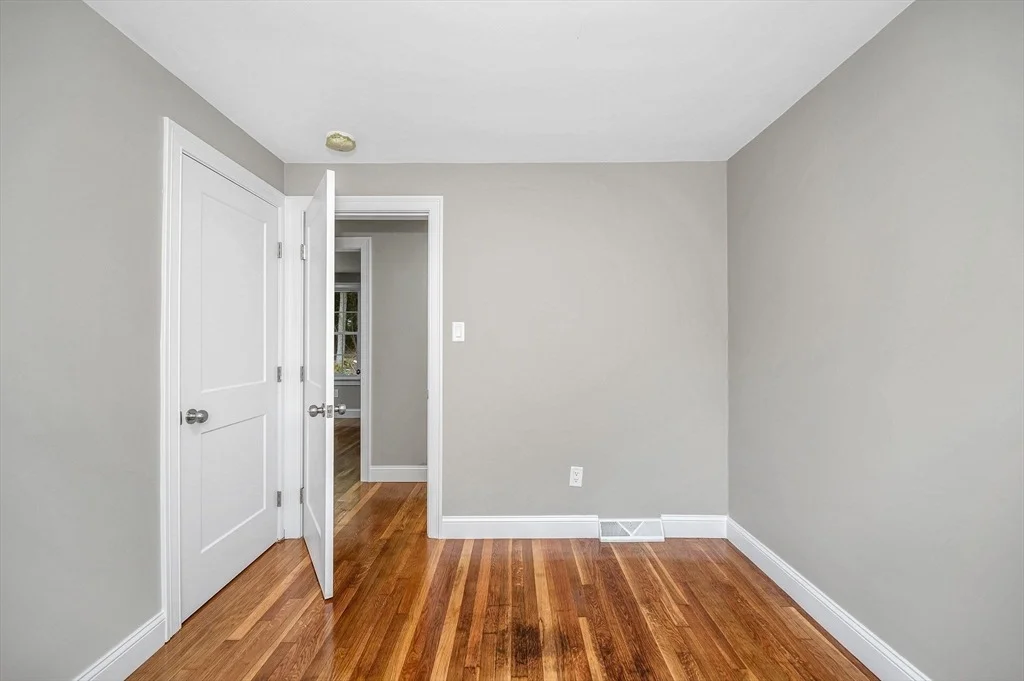 Photo of 8 Galloway Rd