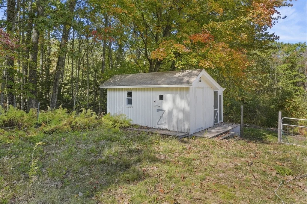 Photo of 330 Benjamin Street